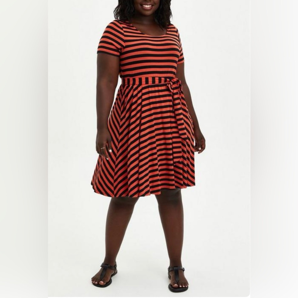 Torrid Super Soft Rust & Black Stripe Tie-Waist Skater Dress Size 3X